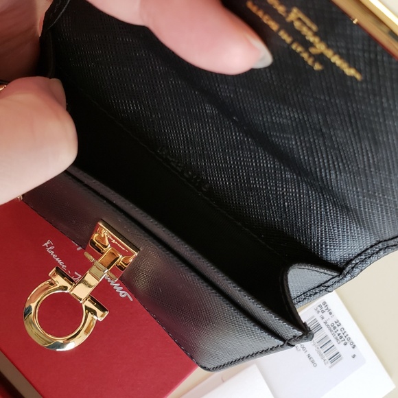NWT Salvatore Ferragamo Black Nero Key Card Holder - Picture 7 of 8